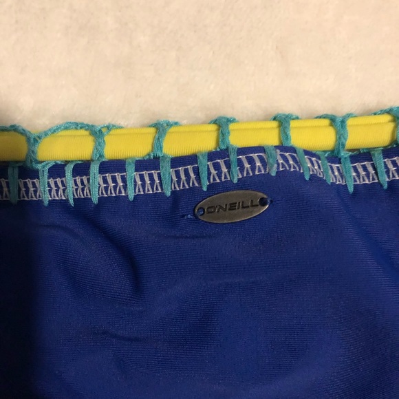 O’Neill bathing suit bottoms - Picture 3 of 6